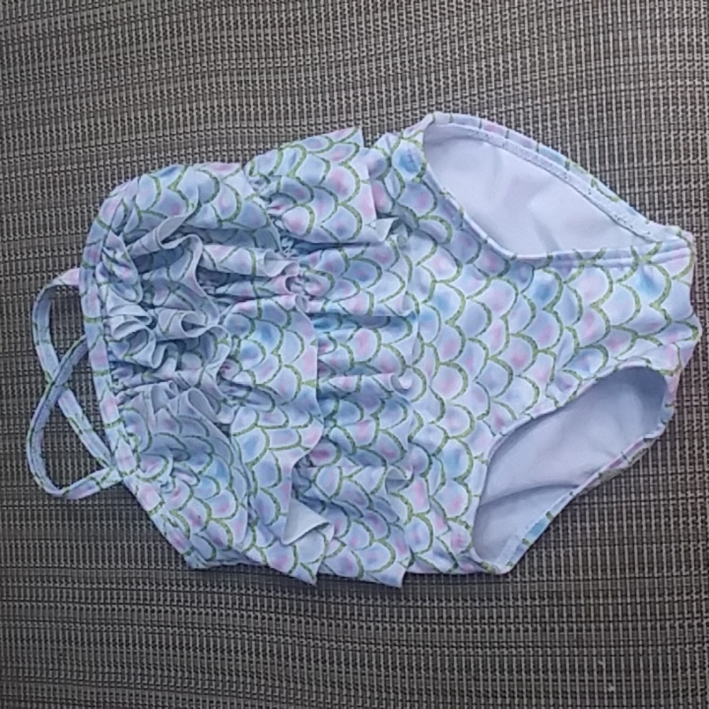 NWOT "Sol Swim" toddler ruffle 1pc bathingsuit